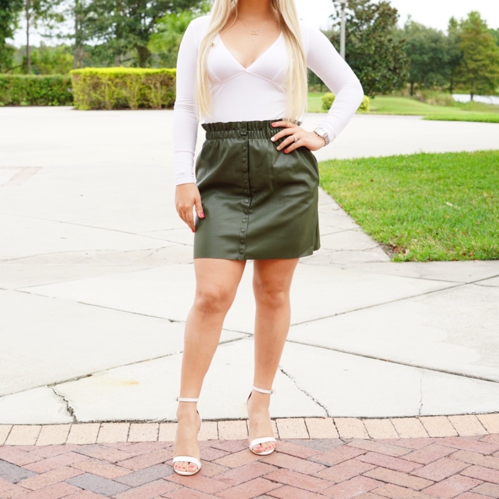 Zara Leather Skirt olive Green